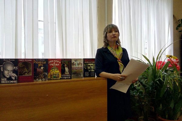 Семитомник Олеся Бузины пополнил библиотечный фонд Неклиновского района